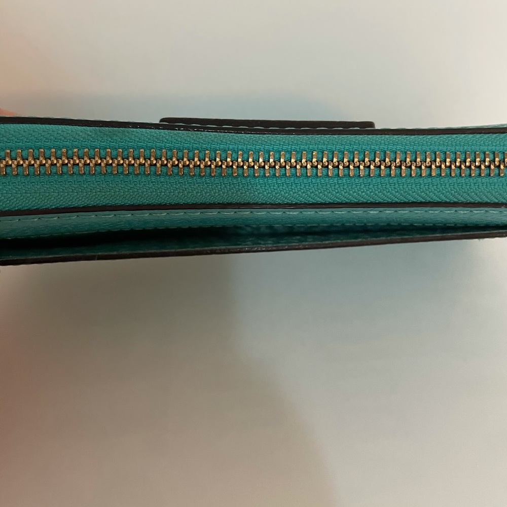 Kate Spade Wallet - Picture 5 of 10